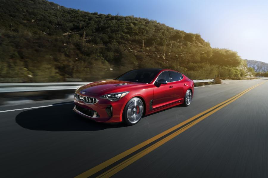 Kia Stinger GT (CK) 2017 года  (NA) (фото 25 из 50)
